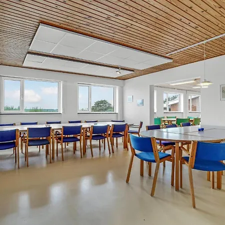 Awesome In With House A Panoramic View *